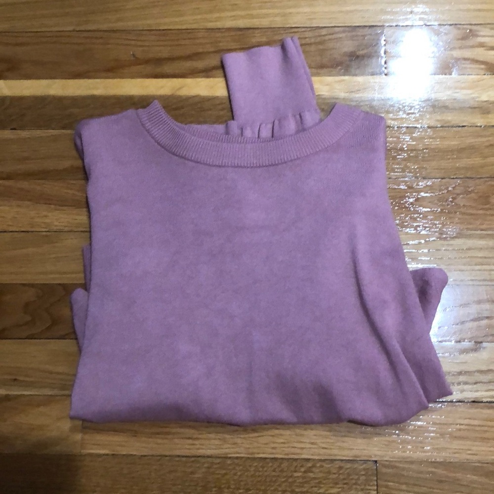 Cropped Mauve sweater